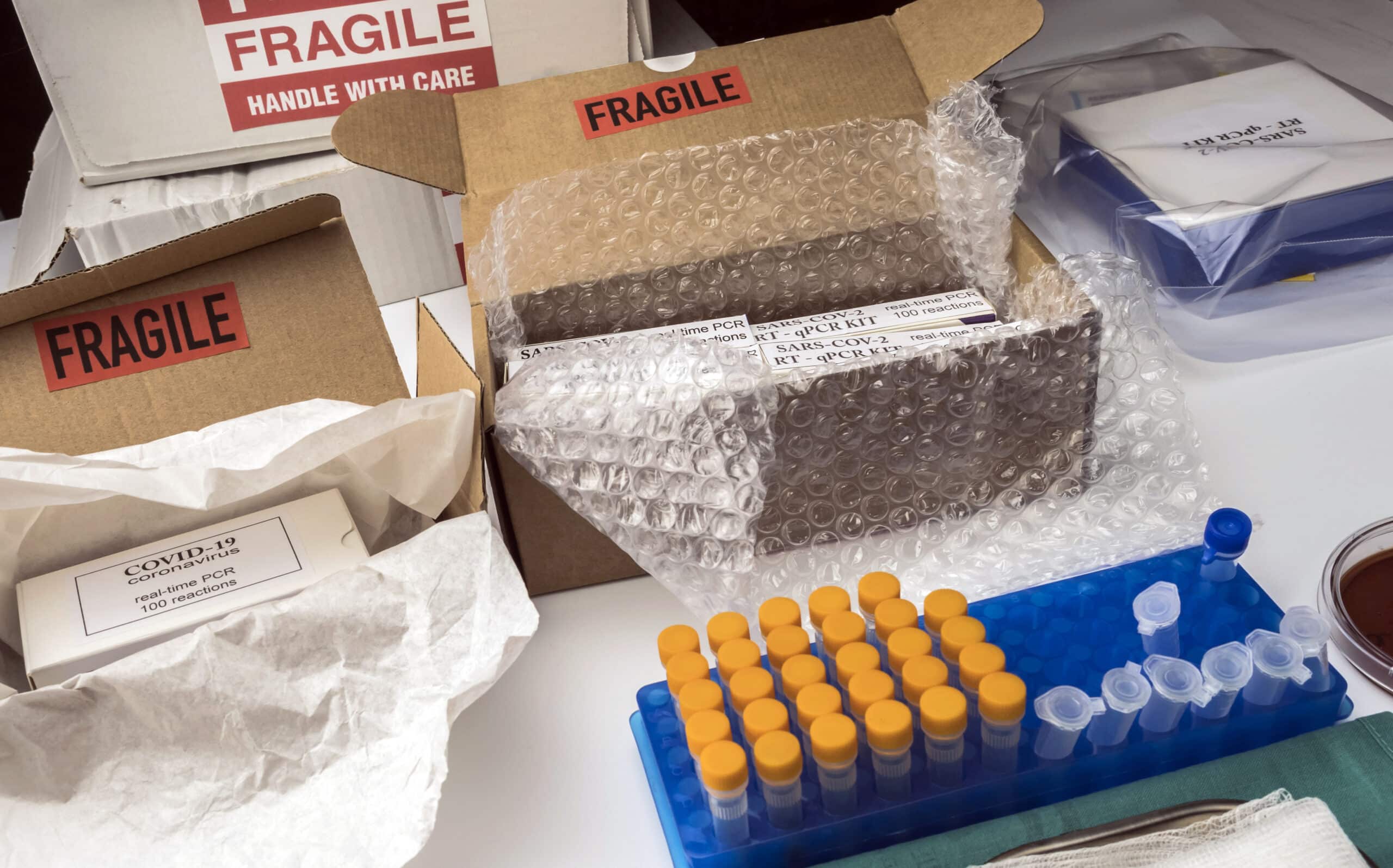 Custom Medical Packaging With Fragile Labels