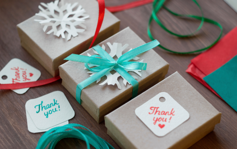 Creating an Unforgettable Holiday Unboxing Experience for E-Commerce